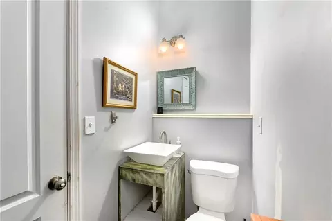 Bath - 17487 Rogers Rd, Atchison, KS 66002 photo 5 of 5