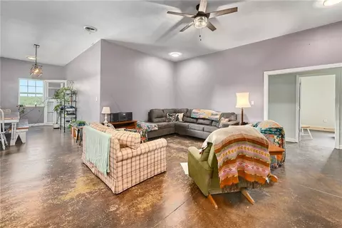 Living - 17487 Rogers Rd, Atchison, KS 66002 photo 1 of 1