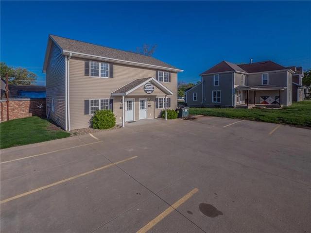 504-506 N Buchanan St, Maryville, MO 64468