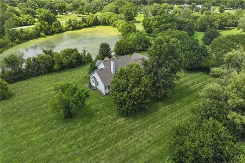 View/Area - 1005 Wesley Ave, Raymore, MO 64083 photo 7 of 8