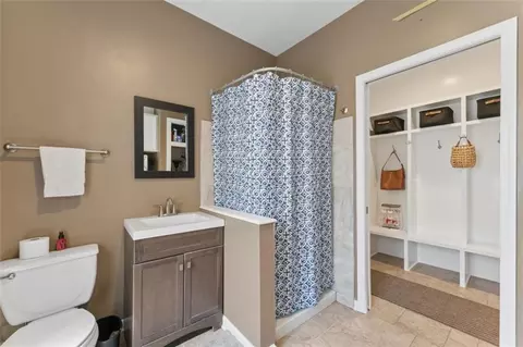 Bath - 1005 Wesley Ave, Raymore, MO 64083 photo 4 of 7