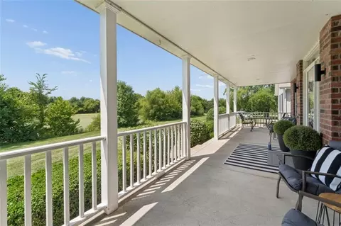 Exterior - 1005 Wesley Ave, Raymore, MO 64083 photo 6 of 12