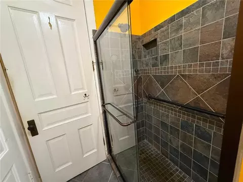 Bath - 1027 N 4th St, Atchison, KS 66002 photo 2 of 3