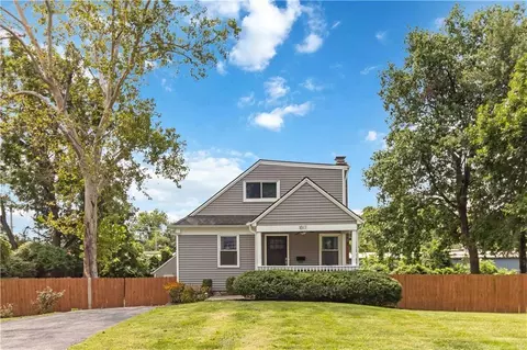 1017 E 84th Ter, Kansas City, MO 64131