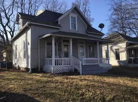 223 Groom St, Liberty, MO 64068
