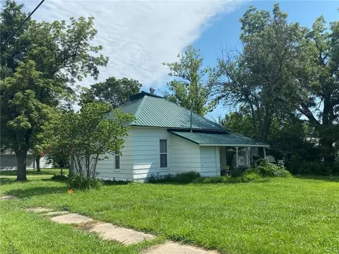 Exterior - 15 E 6th St, Adrian, MO 64720 photo 4 of 4