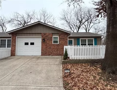 11417 W 77 Pl, Shawnee, KS 66214