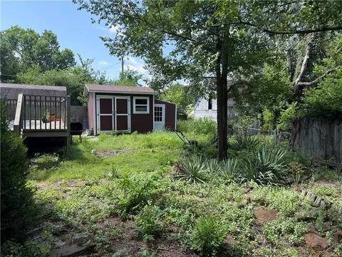 402 S Spring St, Caney, KS 67333 photo 11