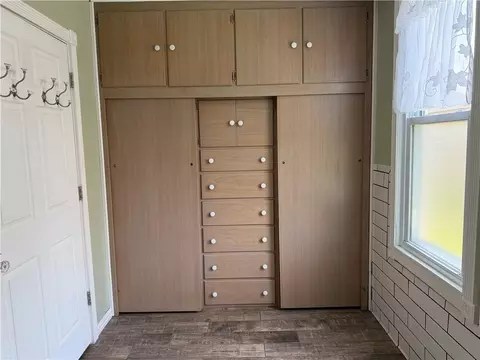 402 S Spring St, Caney, KS 67333 photo 25