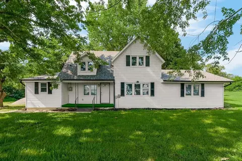 10240 NW State Route 18 Hwy, Amsterdam, MO 64723