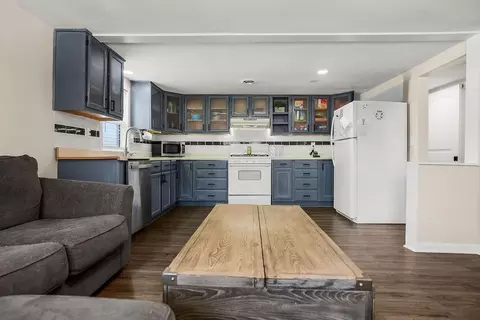 Kitchen - 200 E Mccarty St, Edgerton, KS 66021 photo 1 of 5