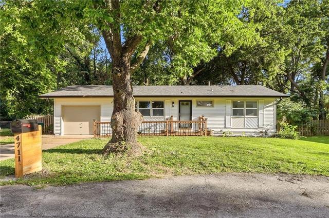 4711 Yecker Ave, Kansas City, KS 66104