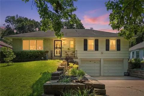 8804 Custer Trl, Kansas City, MO 64131