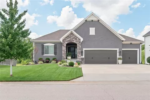 17029 W 170th St, Olathe, KS 66062