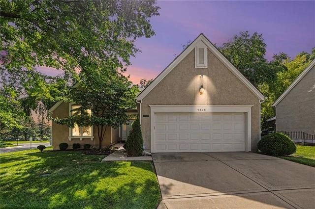 9428 W 123rd St, Overland Park, KS 66213