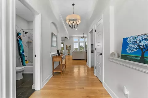 Entry Way - 1109 SW Brookside Ct, Lees Summit, MO 64064 photo 3 of 8