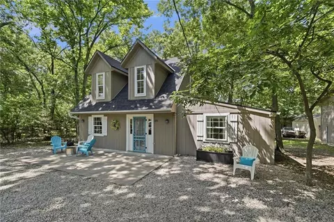 173 Fascination Ln, Linn Valley, KS 66040