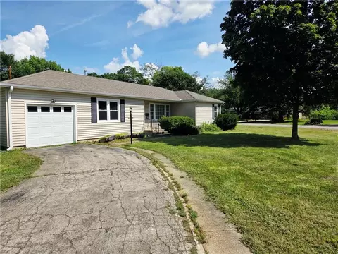1351 Marblecrest Dr, Fort Scott, KS 66701