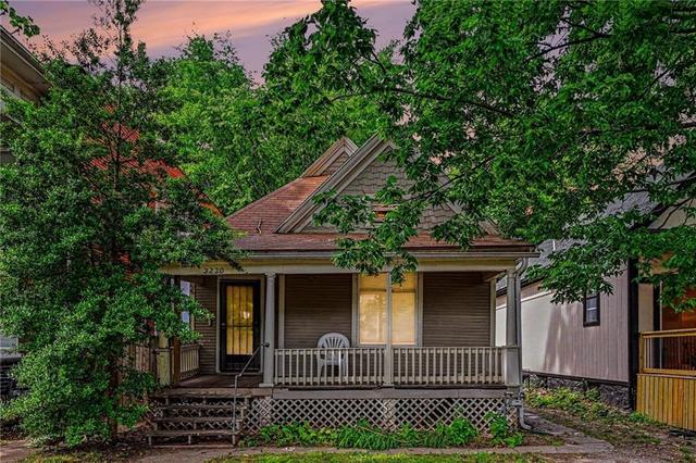 3220 E 11th St, Kansas City, MO 64127