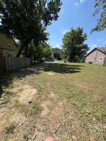 2614 E 8th St, Kansas City, MO 64124