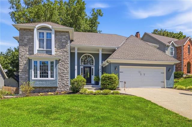 9646 W 116th Cir, Overland Park, KS 66210