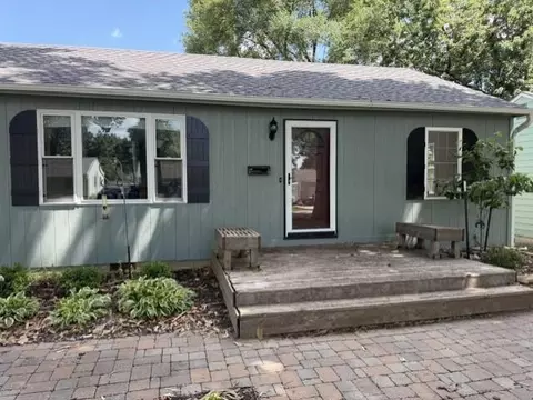 11220 W 70th St, Shawnee, KS 66203