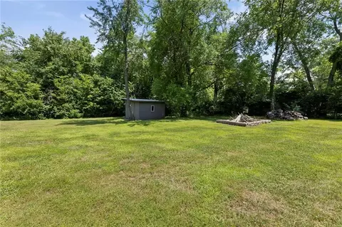 Exterior - 1404 E 183rd St, Belton, MO 64012 photo 10 of 11