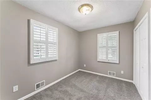 Bedroom - 3922 S Harbaugh Dr, Independence, MO 64055 photo 5 of 10