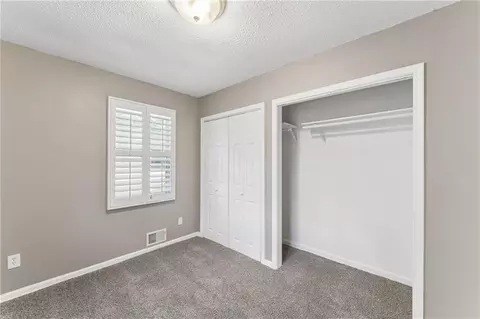Bedroom - 3922 S Harbaugh Dr, Independence, MO 64055 photo 6 of 10