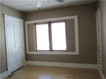 203 E Pine St, Liberty, MO 64068 photo 6