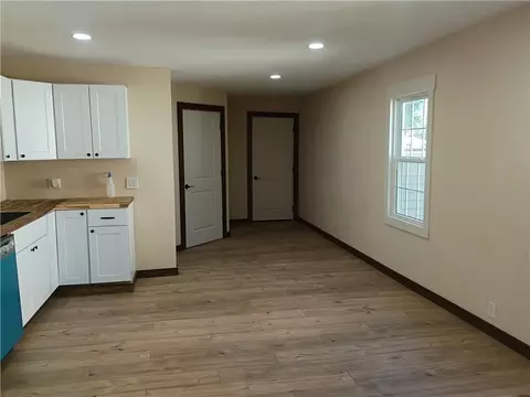 115 W 5th St, Stanberry, MO 64489 photo 8