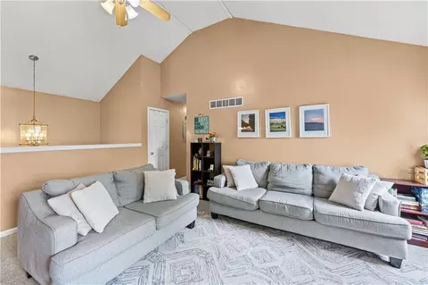 1108 Timberline Dr, Cameron, MO 64429 photo 6