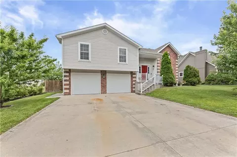 1108 Timberline Dr, Cameron, MO 64429 photo 2