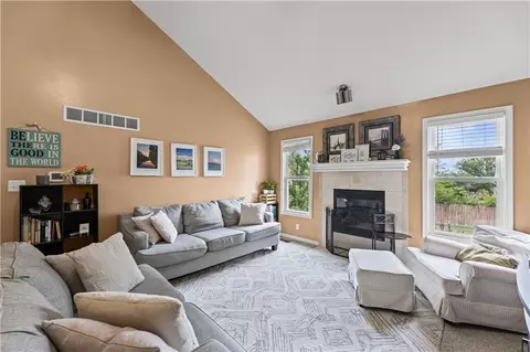 1108 Timberline Dr, Cameron, MO 64429 photo 5