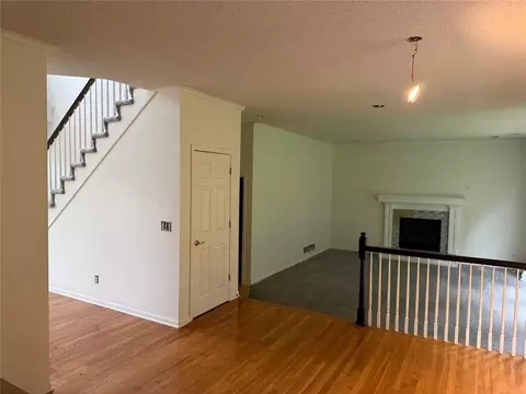 421 Stacey Dr, Lees Summit, MO 64082 photo 9