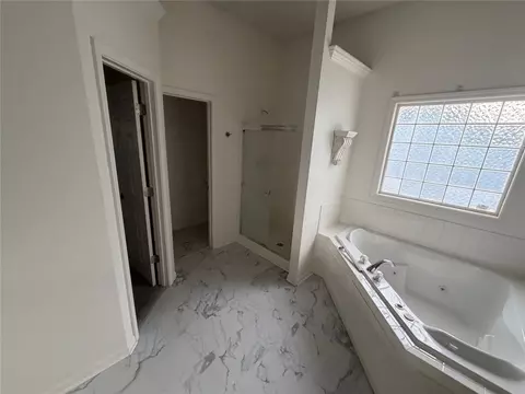 421 Stacey Dr, Lees Summit, MO 64082 photo 32