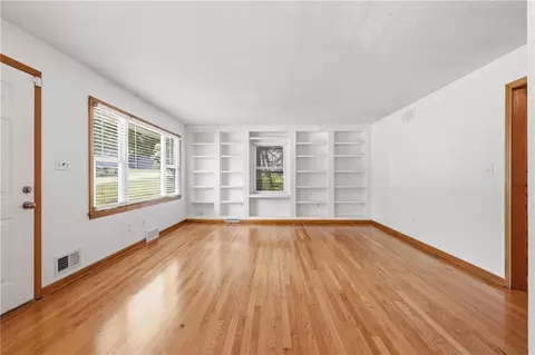 Living - 10516 E 35th St, Independence, MO 64052 photo 1 of 11