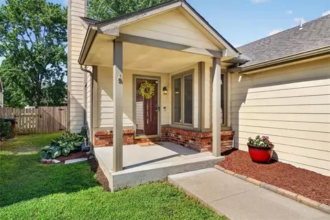 Exterior - 4714 Harvard Rd, Lawrence, KS 66049 photo 2 of 5