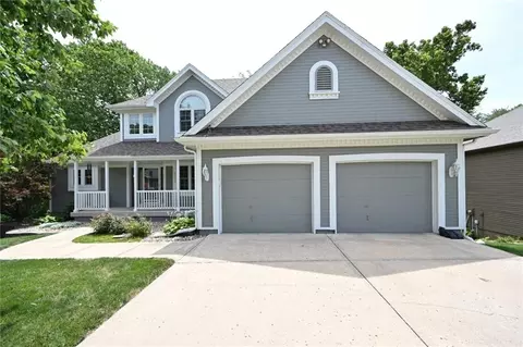 4921 N Washington St, Kansas City, MO 64118