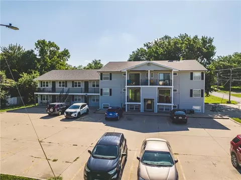 1010 N Walnut St, Maryville, MO 64468