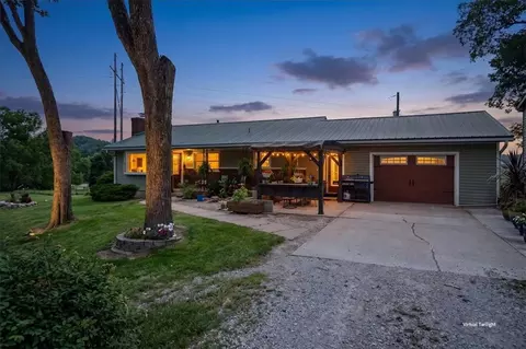 17432 Mount Olivet Rd, Leavenworth, KS 66048