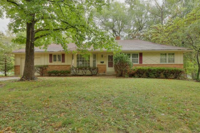 6111 Melrose Ln, Shawnee, KS 66203