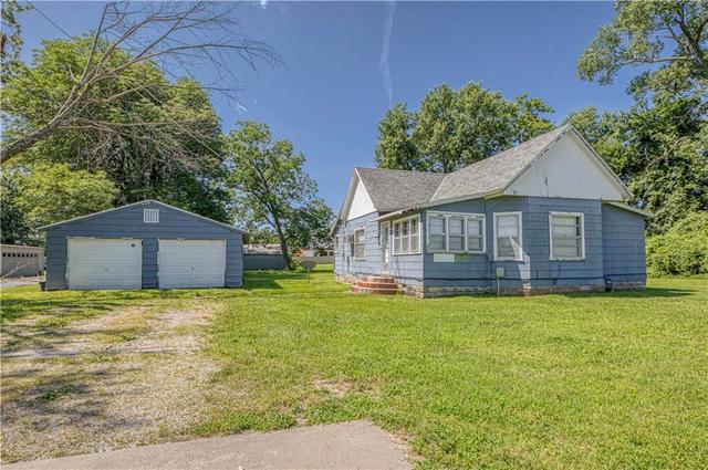 500 E Mckay St, Frontenac, KS 66763