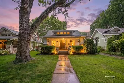 5733 Kenwood Ave, Kansas City, MO 64110