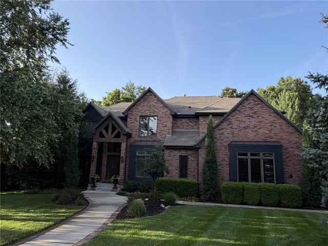 301 NW Rockhill Cir, Lees Summit, MO 64081