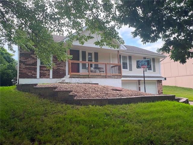 11 NW 101st Pl, Kansas City, MO 64155