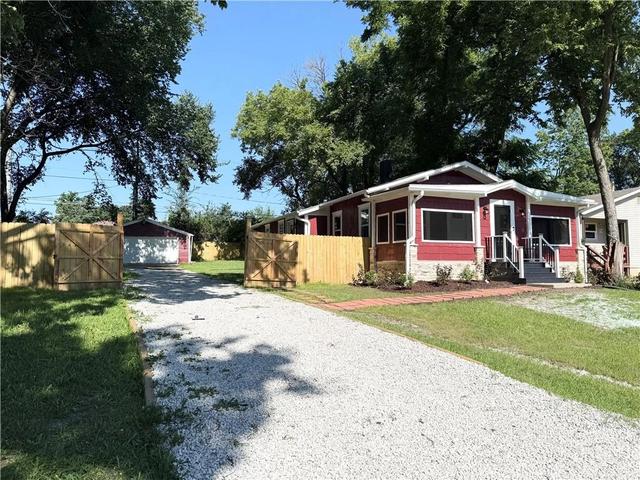 7930 Michigan St, Kansas City, MO 64132