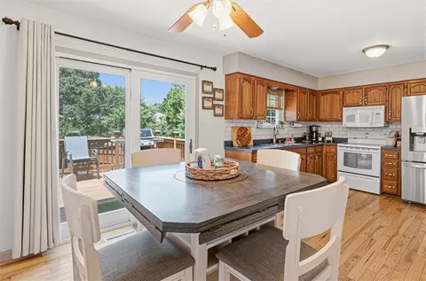 Dining - 210 SE Circleview Dr, Lees Summit, MO 64063 photo 2 of 3