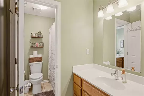 Bath - 210 SE Circleview Dr, Lees Summit, MO 64063 photo 2 of 3