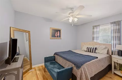 Bedroom - 210 SE Circleview Dr, Lees Summit, MO 64063 photo 2 of 5